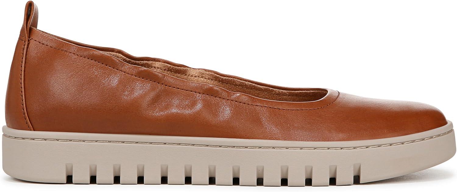 imageVionic Womens Uptown Ballet SliponsTan Leather