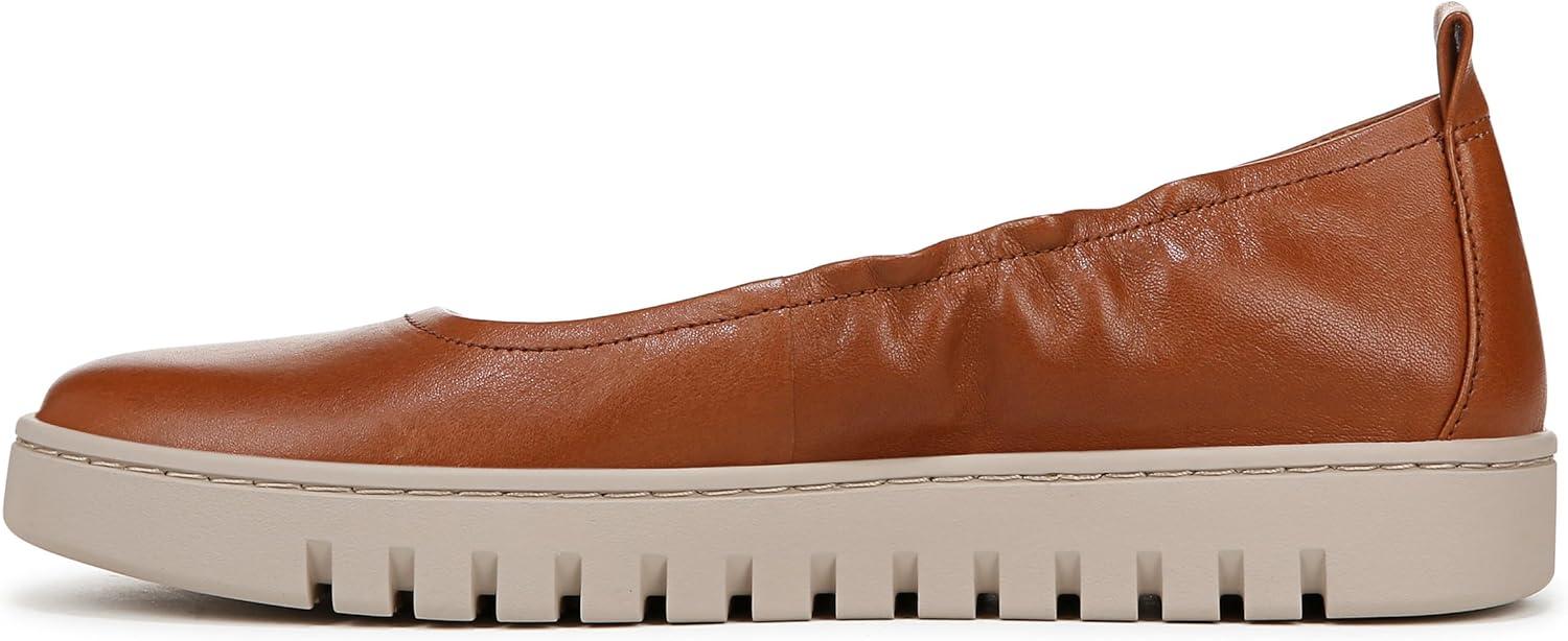 imageVionic Womens Uptown Ballet SliponsTan Leather